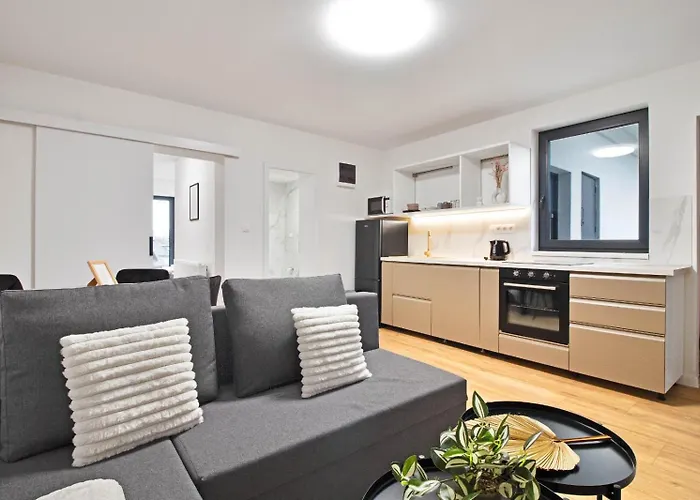 Appartments - Parking, Self Check In, Terrace Apartmán Banská Bystrica