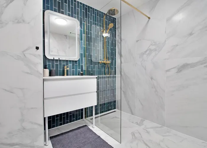 Appartments - Parking, Self Check In, Terrace * Banská Bystrica